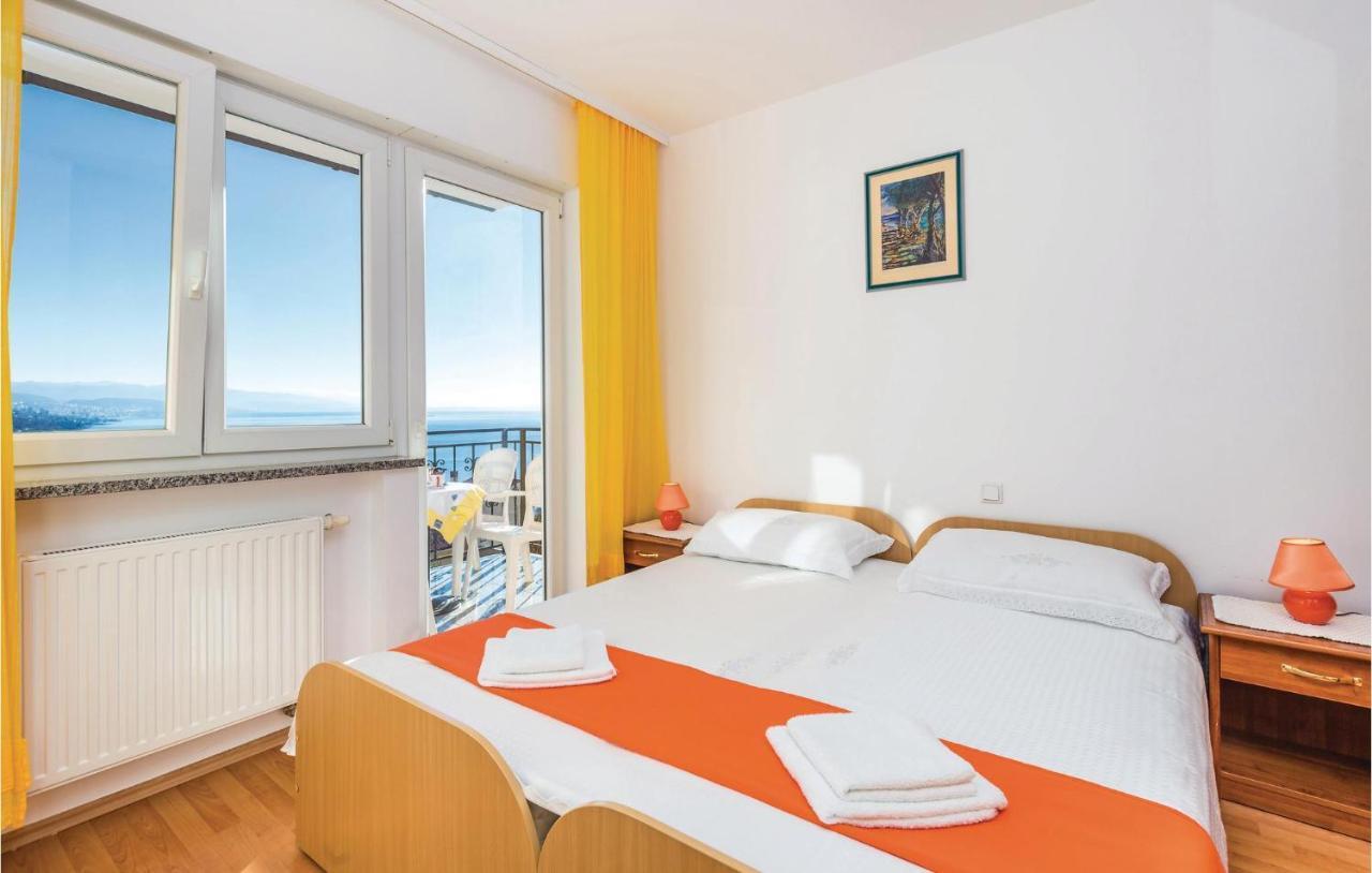 Nice Apartment In Volosko With Kitchen Exteriör bild