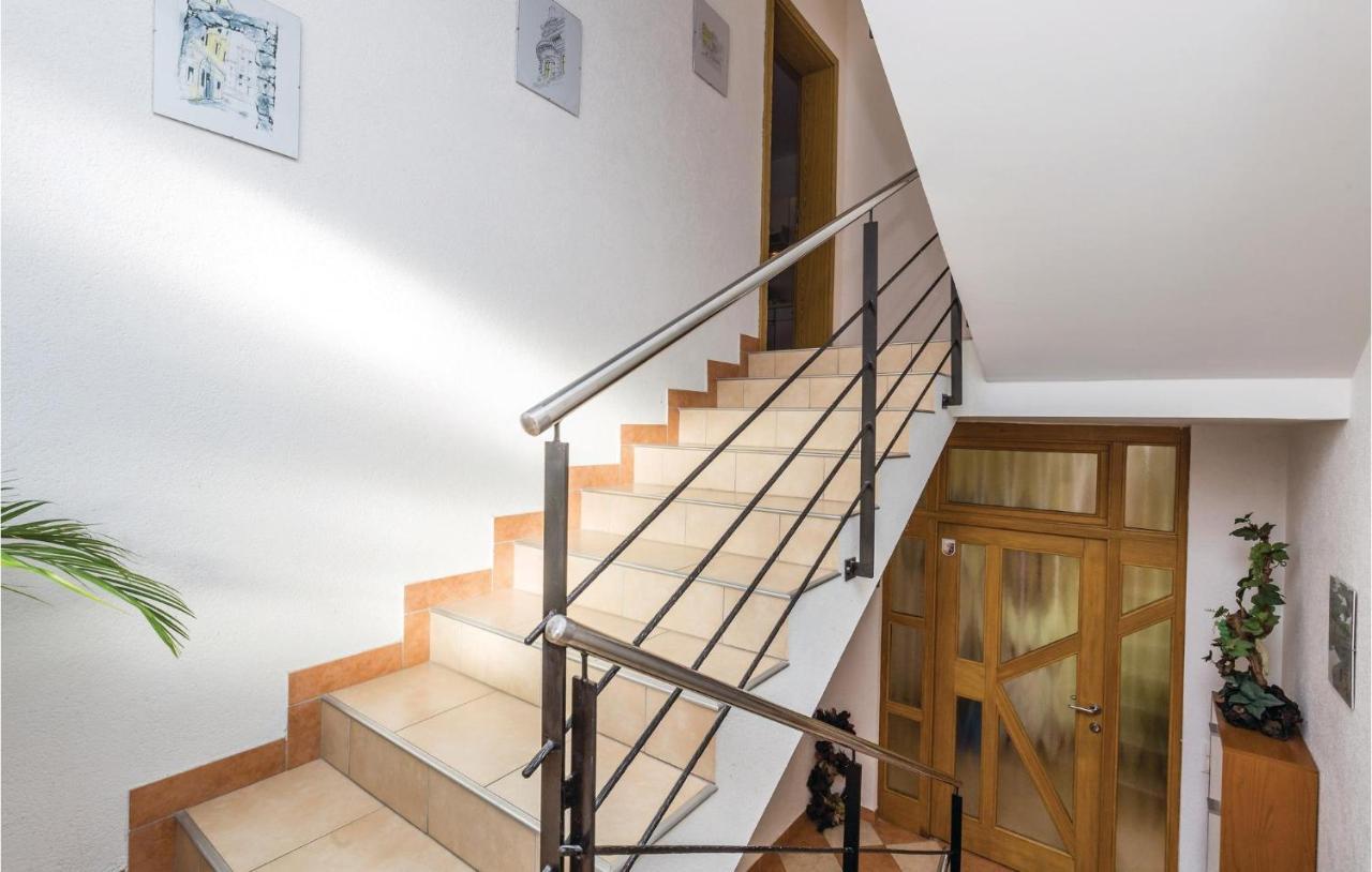 Nice Apartment In Volosko With Kitchen Exteriör bild